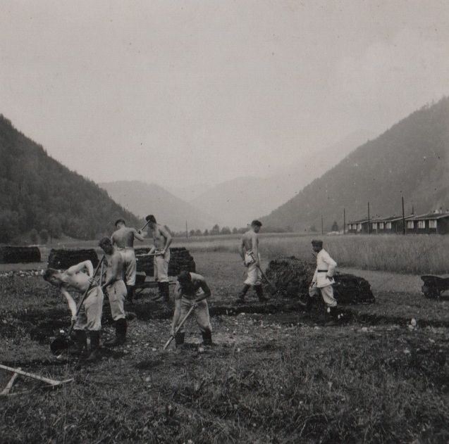 4-353_Gros_Hollenstein_3.jpg