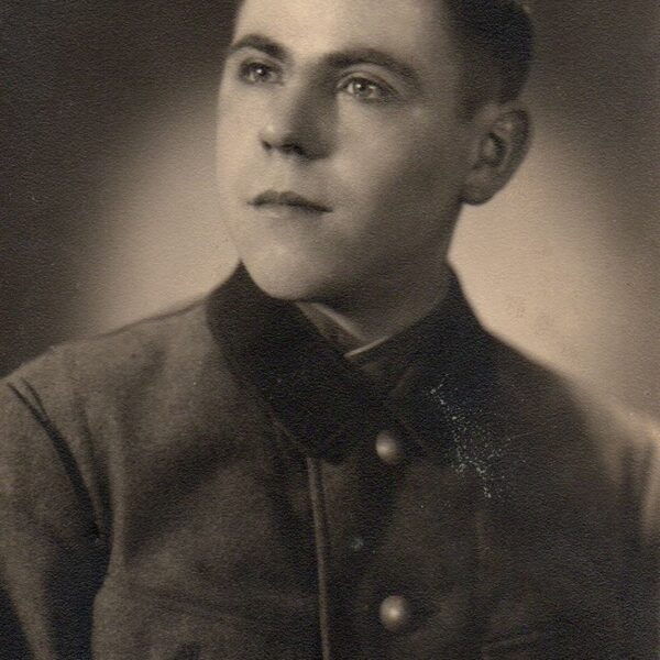 unbekannter junger Arbeitsmann