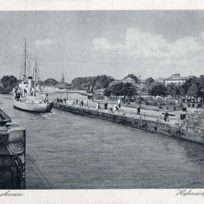 Hafeneinfahrt 1942