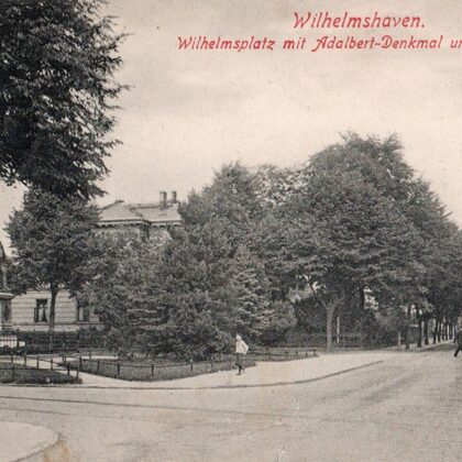 Wilhelmsplatz mit Adalbert-Denkmal u. Werfttor 1910