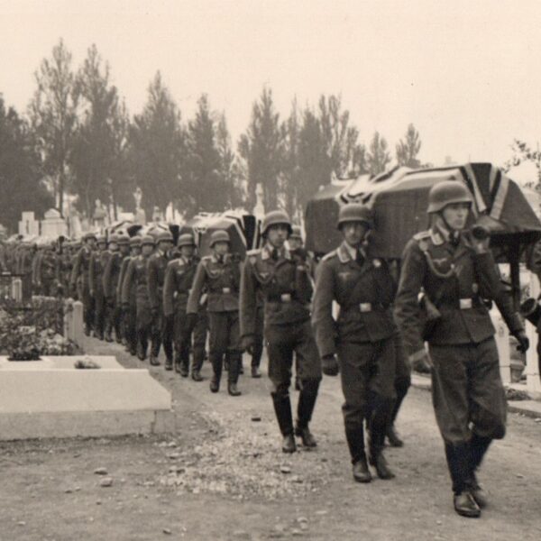 Beerdigung Lw Osten 1944