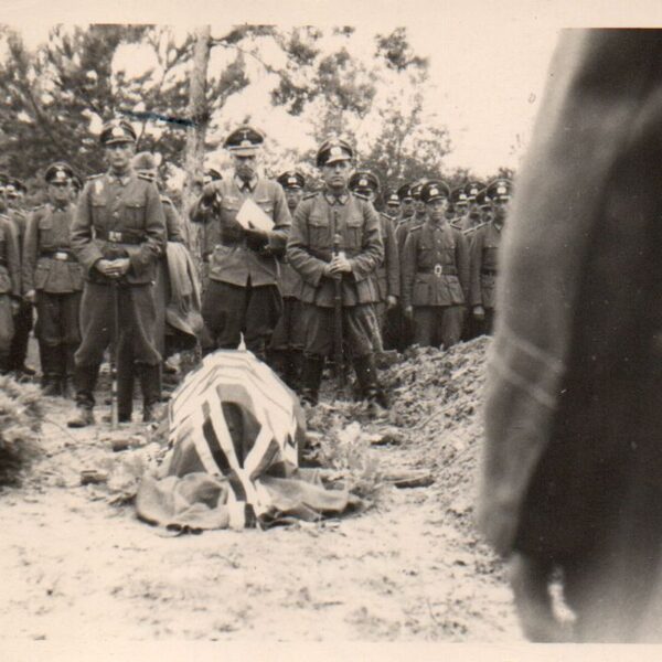 Beerdigung unbekannter Soldat