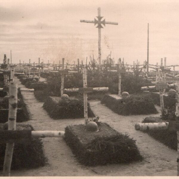 Deutscher Heldenfriedhof am Ilmensee (Russland)