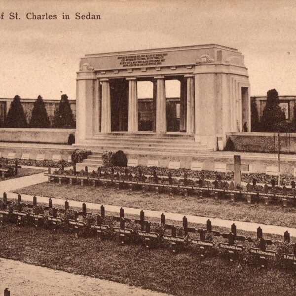 Heldenfriedhof St. Charles in Sedan