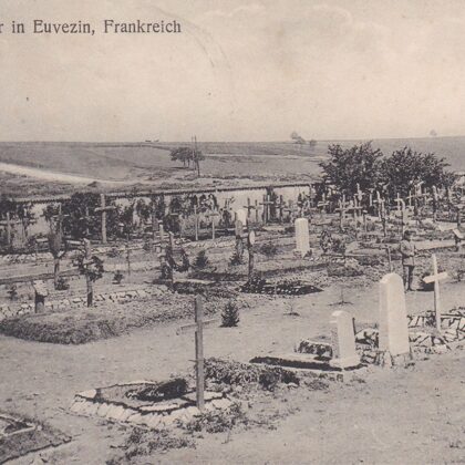 Heldengräber in Euvezin, Frankreich 1915