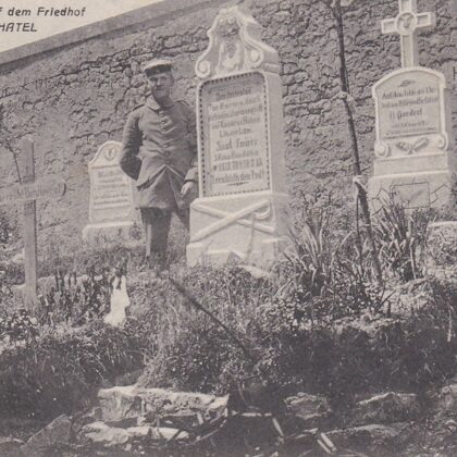 Soldatengräber auf dem Friedhof Hattonchatel1915