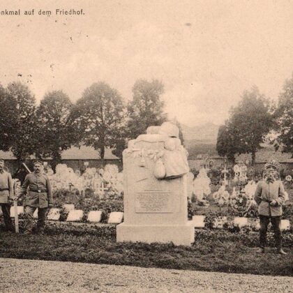 Denkmal auf dem Friedhof Charleville