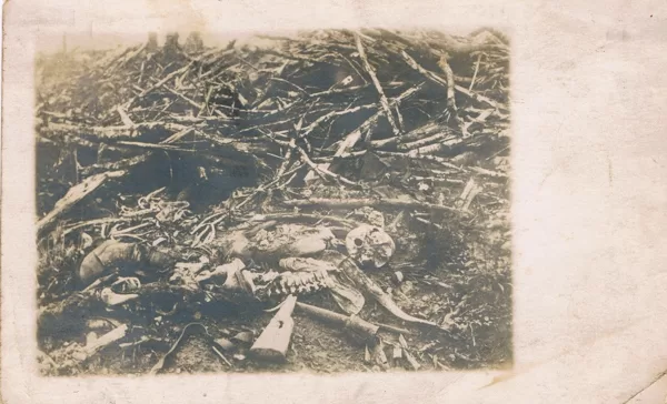 Überreste eines Soldaten 02.06.1918