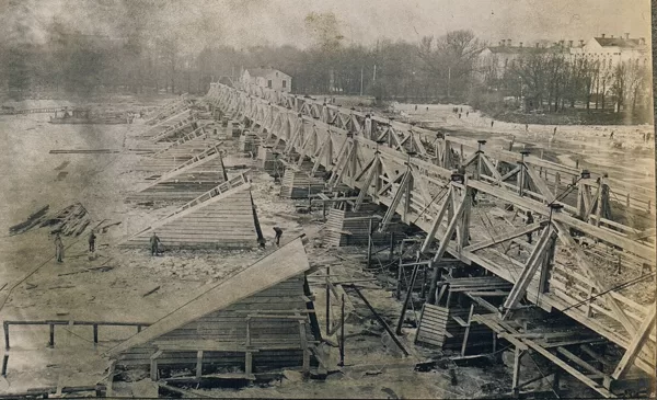 unbekannte Brücke 