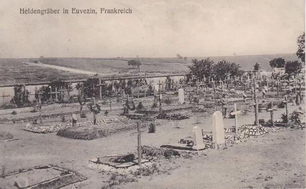 Heldengräber in Euvezin, Frankreich 1915