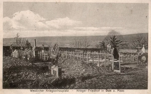 Krieger-Friedhof in Dun a. Maas 1915