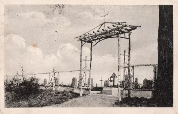Militarfriedhof in Menneville