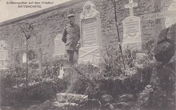 Soldatengräber auf dem Friedhof Hattonchatel1915
