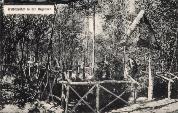 Waldfriedhof bei den Argonnen 1918 v