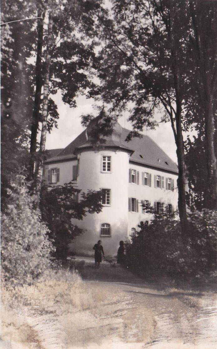 9-194_Waltershausen__Schloss__1941.jpg