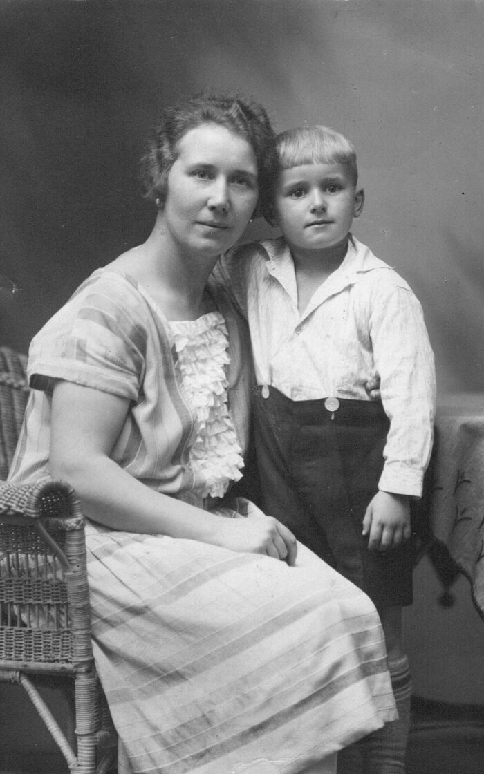 Veri_mit_Mutter.jpg