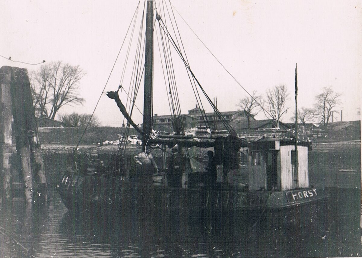 WHV-Fischkutter_Horst_WHV_1937.jpg